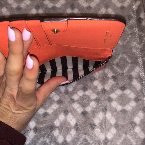 Henri Bendel Wallet Salmon Pink - Picture 3 of 3